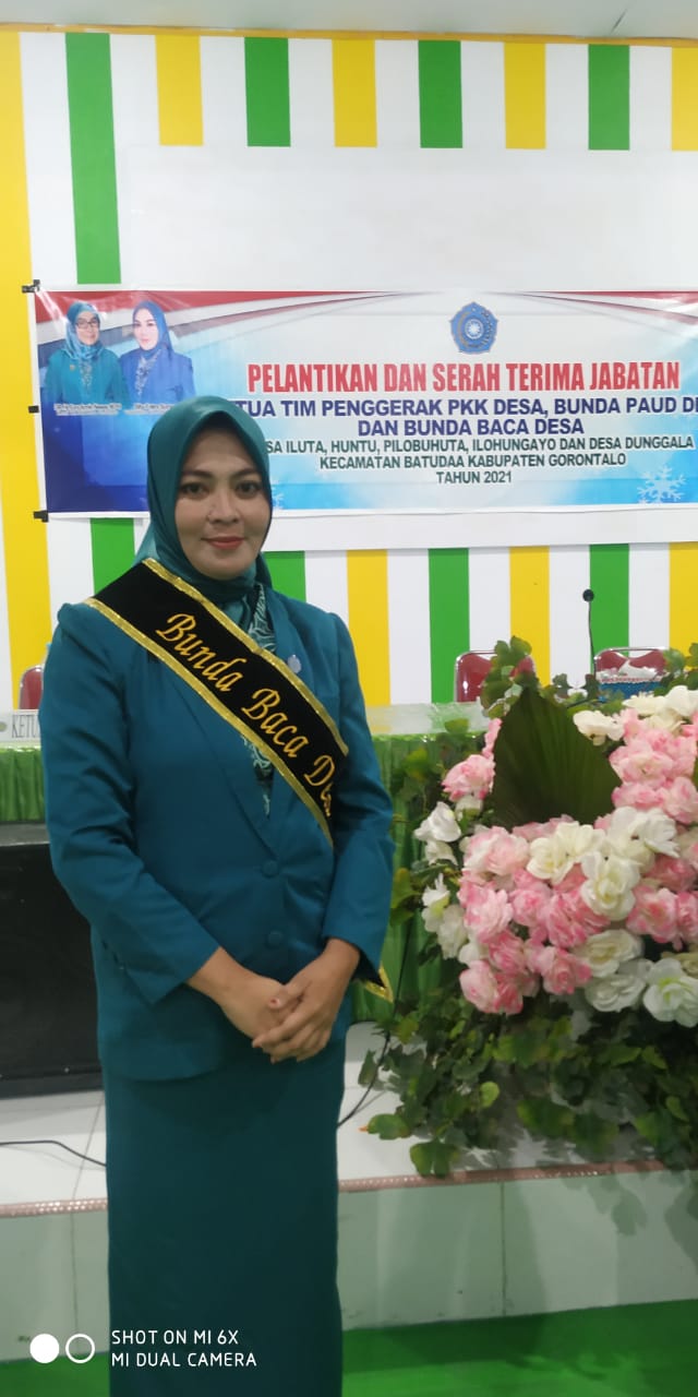 Ny. Tanti Kasim Dukalang